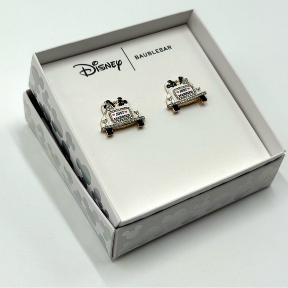 NWT Disney BaubleBar Mickey & Minnie Just Married White Convertible Earrings - Picture 5 of 10